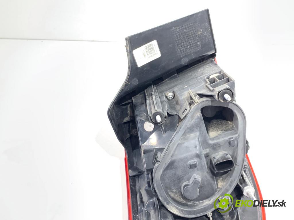 OPEL ASTRA K Kombi 2020 90 kW 1.5 CRDI (35) 1496 Svetlo pravy zad 39077375
