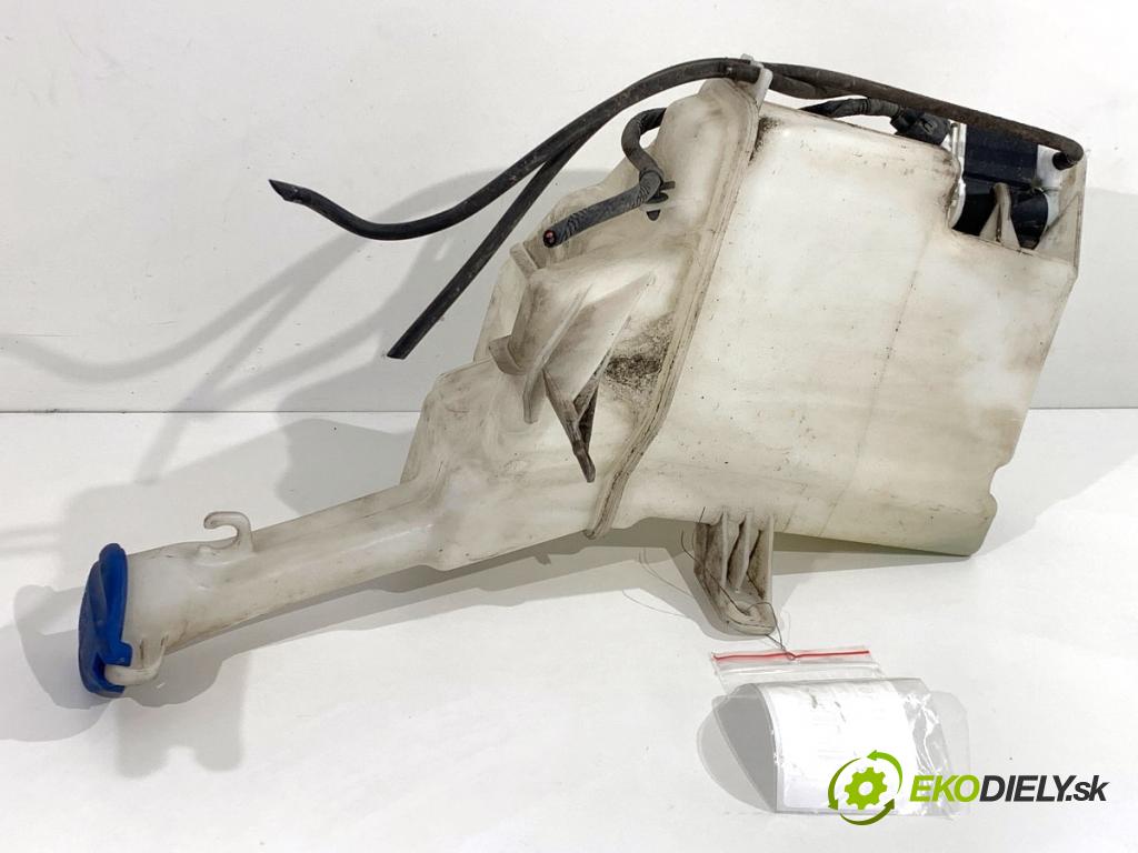 KIA CEED Kombi 2015 81 kW 1.6 CRDi 110 1582 nádržka ostřikovačů 98610-A2000