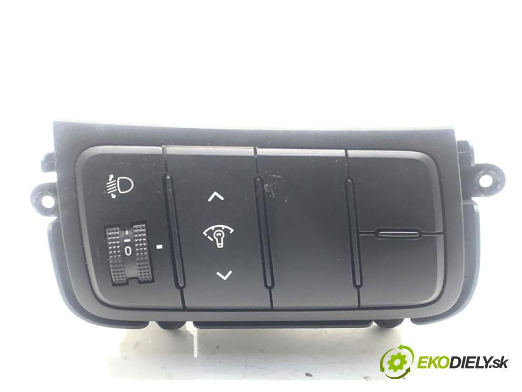 KIA CEED Kombi 2015 81 kW 1.6 CRDi 110 1582 přepínač nastavení světel 49D10H-1000 (Páčky pod volantem)