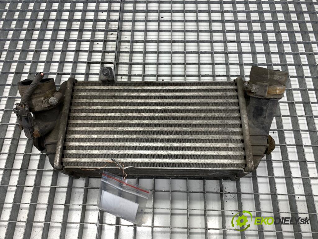 KIA CEED Kombi 2015 81 kW 1.6 CRDi 110 1582 intercooler 28270-2A770 (Intercooler (chladič nasávaného vzduchu))