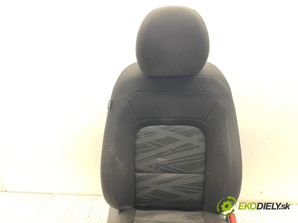KIA CEED Kombi 2015 81 kW 1.6 CRDi 110 1582 Sedadlo pravy predný