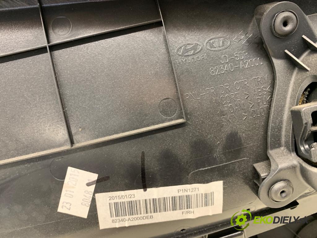 KIA CEED Kombi 2015 81 kW 1.6 CRDi 110 1582 čalúnenie Dvere pravy predný