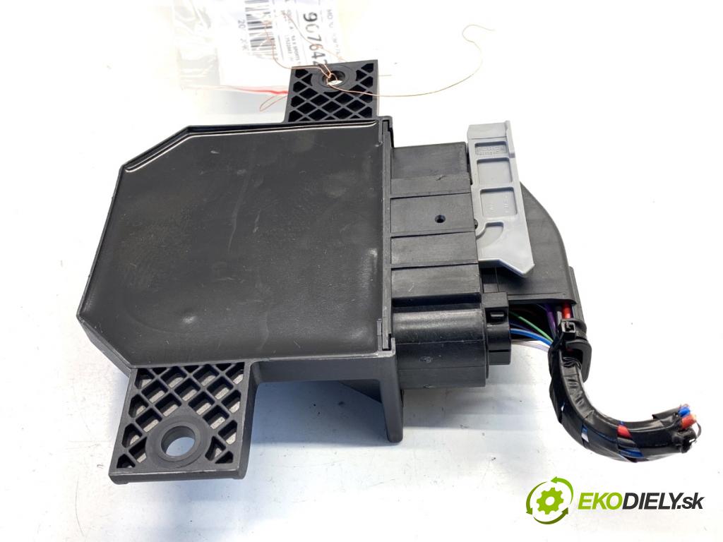 OPEL ASTRA K Kombi 2020 90 kW 1.5 CRDI (35) 1496 Modul pumpy paliva 13522663