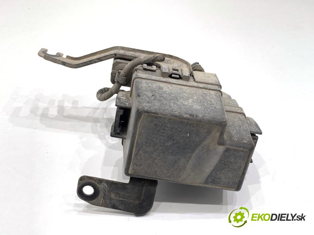 KIA CEED Kombi 2015 81 kW 1.6 CRDi 110 1582 Skrinka poistková 91940-A6120 (Poistková skrinka)