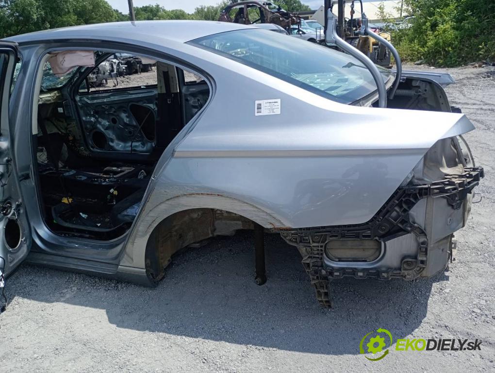 VW PASSAT B8 sedan 2018 110 kW 2.0 TDI 1968 karoséria ČTVRŤÁK: Blatník prah strecha PODŁUŻNICA