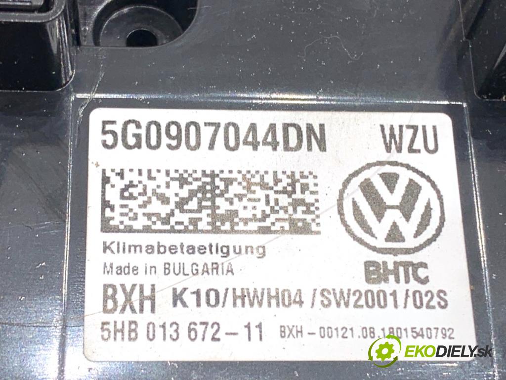 VW PASSAT B8 sedan 2018 110 kW 2.0 TDI 1968 Panel ovládania kúrenia 5G0907044DN (Prepínacie páčky pod volantom)