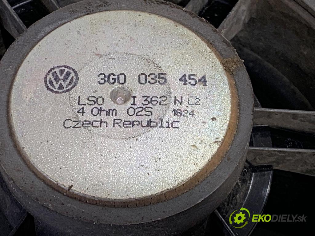 VW PASSAT B8 sedan 2018 110 kW 2.0 TDI 1968 reproduktory 3G0035454 3G0035453