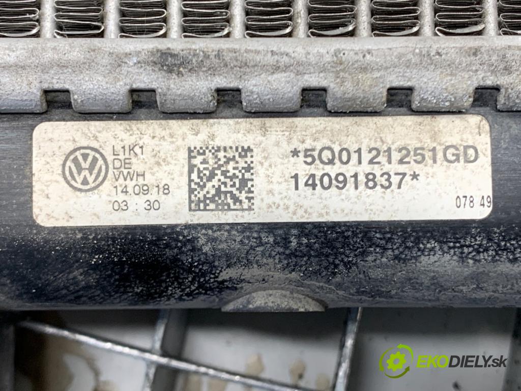 VW PASSAT B8 sedan 2018 110 kW 2.0 TDI 1968 Chladič vody 5Q0121251GD (Chladič vody)