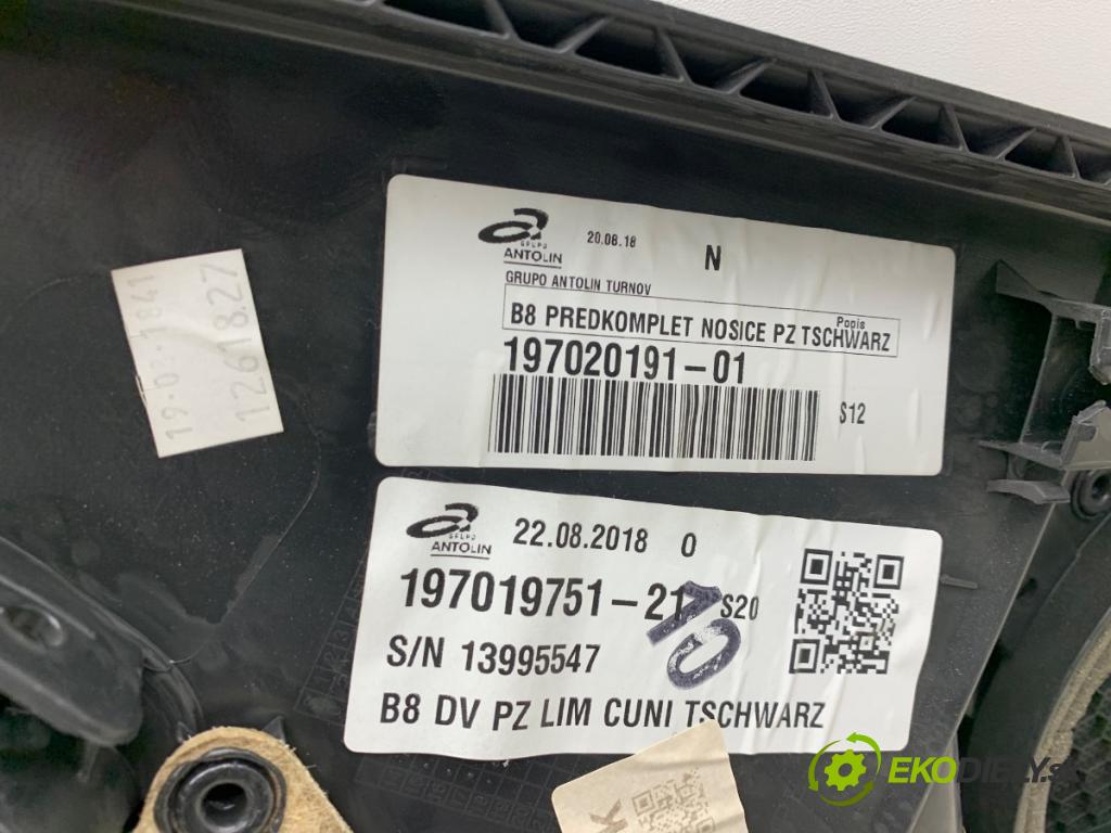 VW PASSAT B8 sedan 2018 110 kW 2.0 TDI 1968 čalúnenie Dvere pravy zad