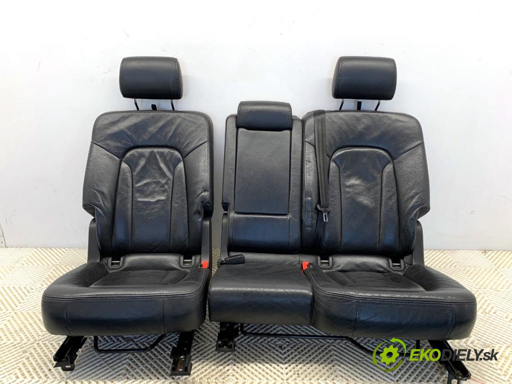 AUDI Q7 4L SUV 2006 171 kW 3.0 TDI quattro 2967 Sedadlo druhý rad 