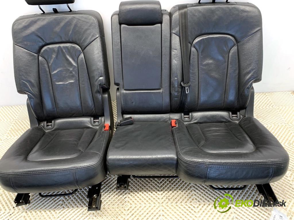 AUDI Q7 4L SUV 2006 171 kW 3.0 TDI quattro 2967 Sedadlo druhý rad