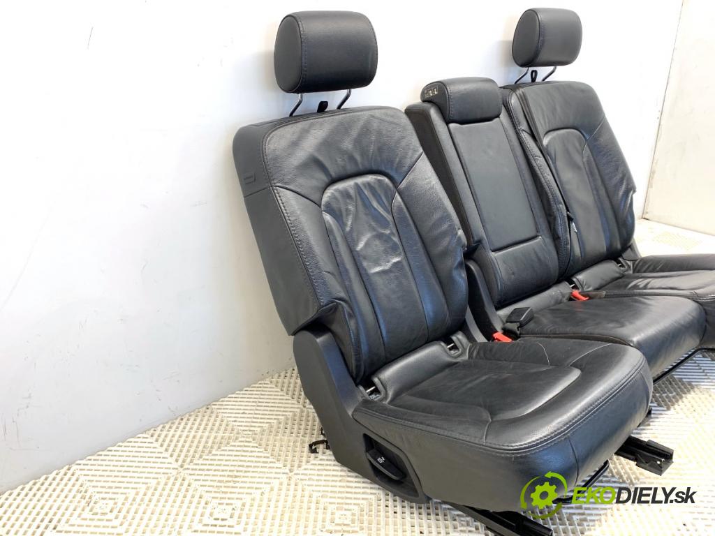 AUDI Q7 4L SUV 2006 171 kW 3.0 TDI quattro 2967 Sedadlo druhý rad