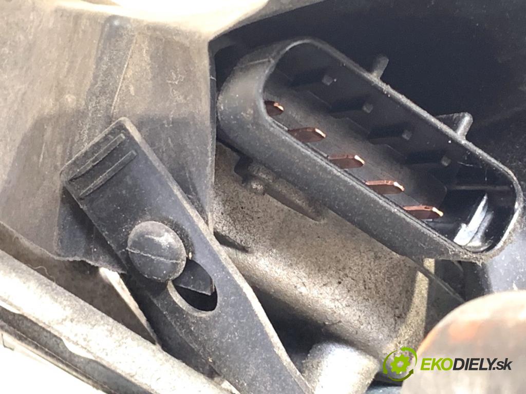 FIAT DUCATO III Autobus 2019 96 kW 130 Multijet 2,3 D 2287 Mechanizmus stieračov predný 1363338080 (Motorček stieračov predný)