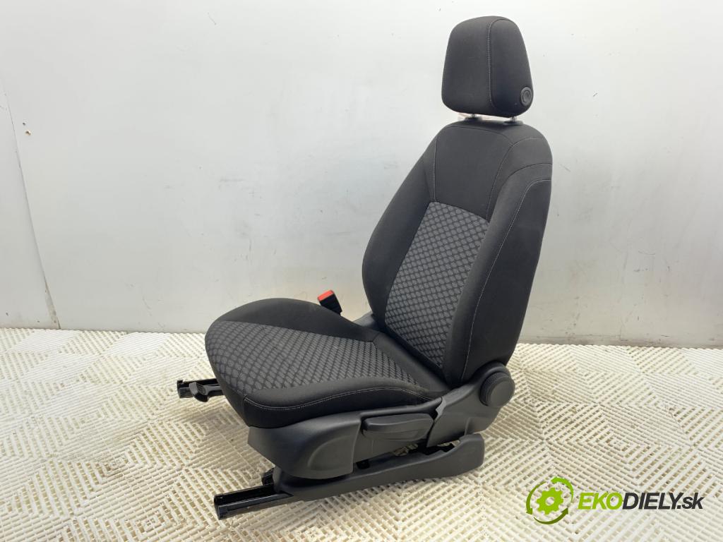 OPEL ASTRA K liftback 2021 96 kW 1.2 Turbo (68) 1199 Sedadlo ľavy predný