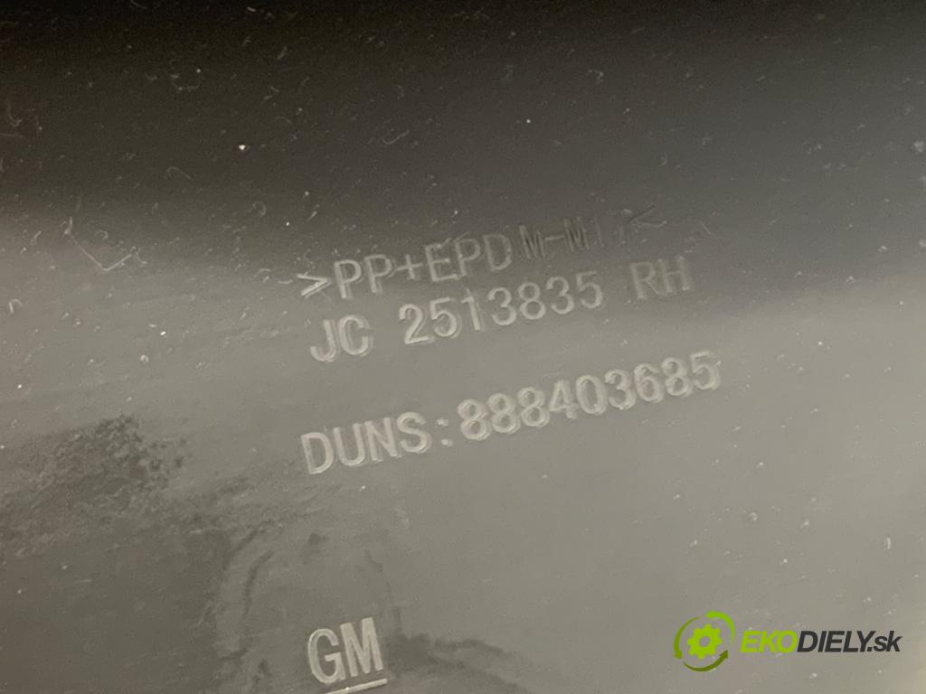 OPEL ASTRA K liftback 2021 96 kW 1.2 Turbo (68) 1199 čalúnenie Dvere pravy predný