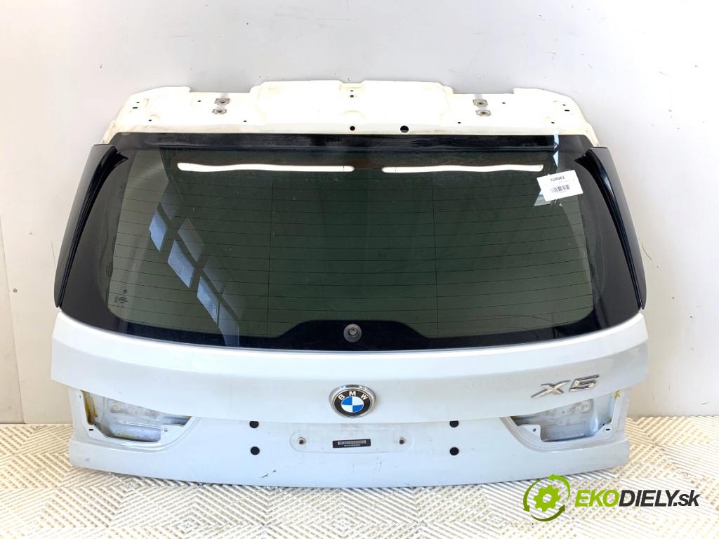 BMW F15 SUV 2014 160 kW xDrive 25 d 1995 kapota zadní část 300