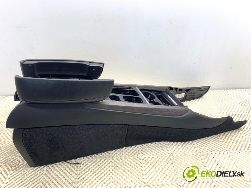 BMW F15 SUV 2014 160 kW xDrive 25 d 1995 Tunel stredový opierka