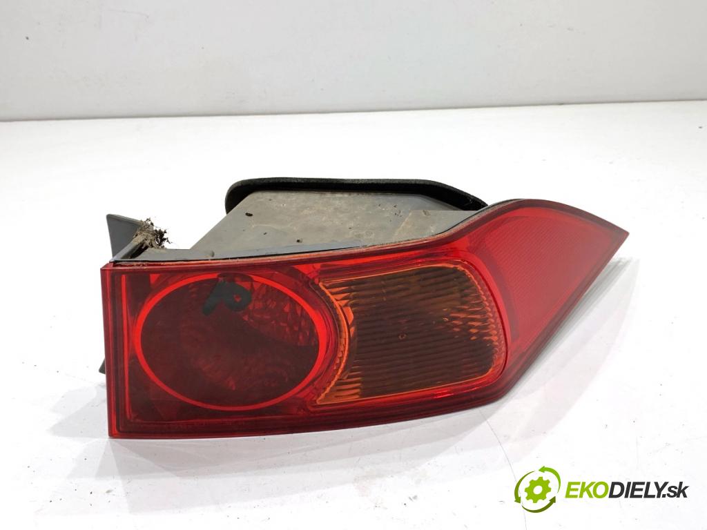 HONDA ACCORD VII sedan 2004 103 kW 2.2 i-CTDi (CN1) 2204 Svetlo pravy zad 