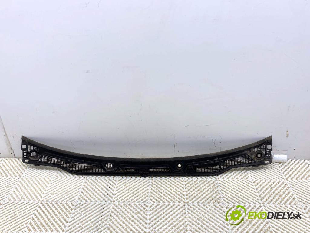RENAULT CAPTUR I liftback 2017 81 kW 1.5 dCi 110 1461 Torpédo, plast pod čelné okno 668115916R (Torpédo (plast pod čelným sklom))