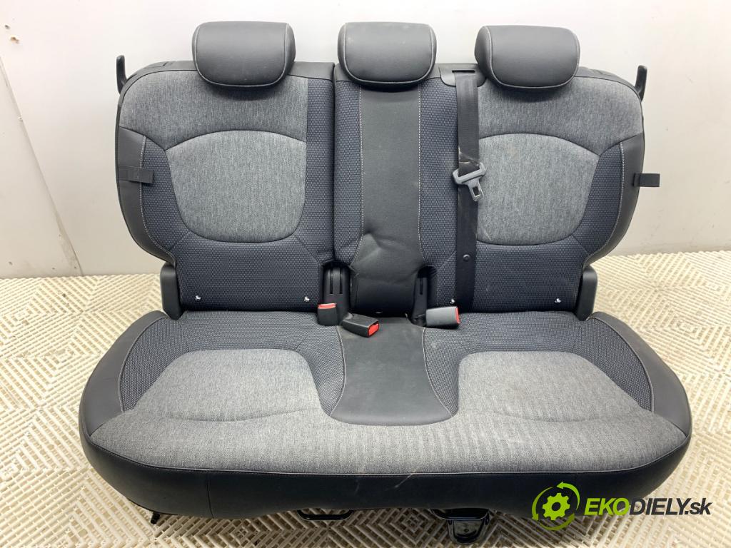 RENAULT CAPTUR I liftback 2017 81 kW 1.5 dCi 110 1461 Sedadlo druhý rad 