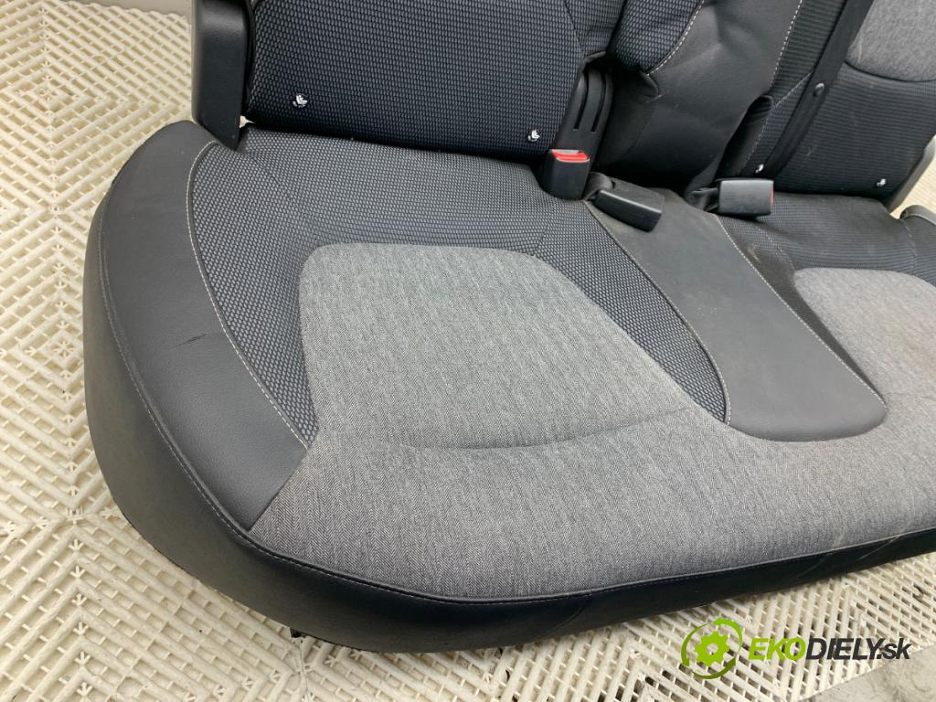RENAULT CAPTUR I liftback 2017 81 kW 1.5 dCi 110 1461 Sedadlo druhý rad