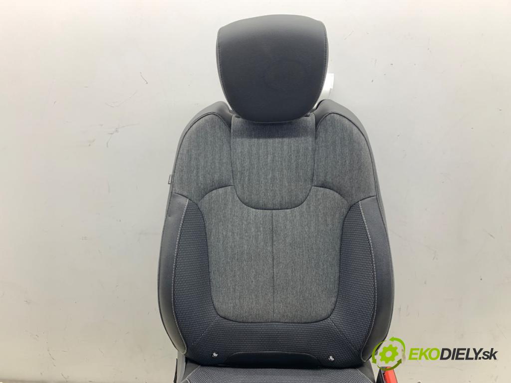RENAULT CAPTUR I liftback 2017 81 kW 1.5 dCi 110 1461 Sedadlo pravy predný