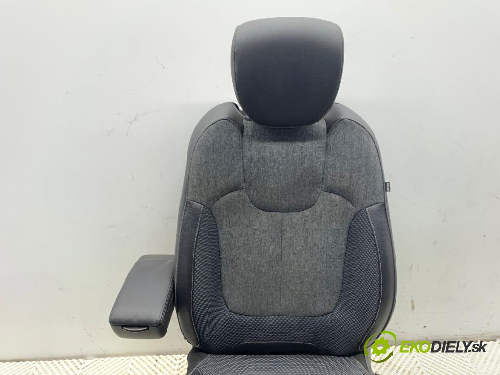RENAULT CAPTUR I liftback 2017 81 kW 1.5 dCi 110 1461 Sedadlo ľavy predný