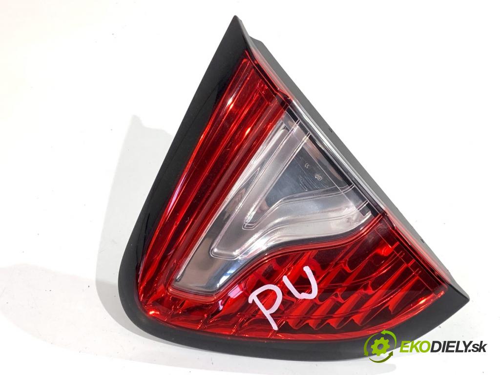 RENAULT CAPTUR I liftback 2017 81 kW 1.5 dCi 110 1461 světlo zadní část pravá vnitřní 265501712R (Klika dveří ostatní)