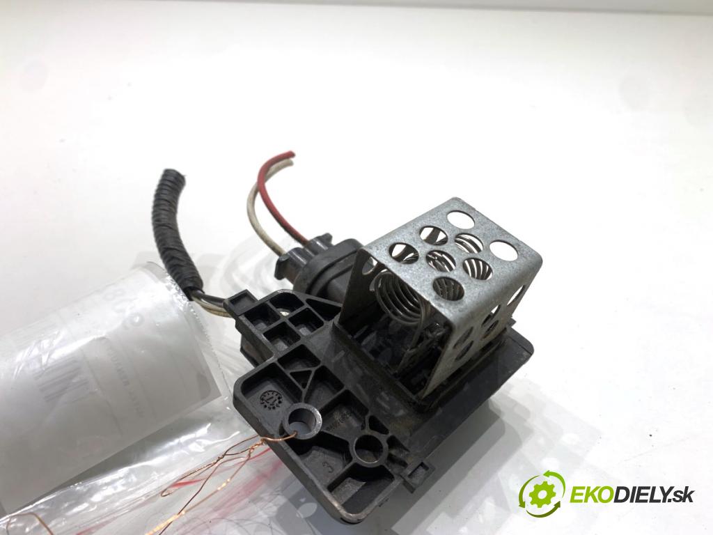 RENAULT CAPTUR I liftback 2017 81 kW 1.5 dCi 110 1461 Modul ventilátora 255503792R