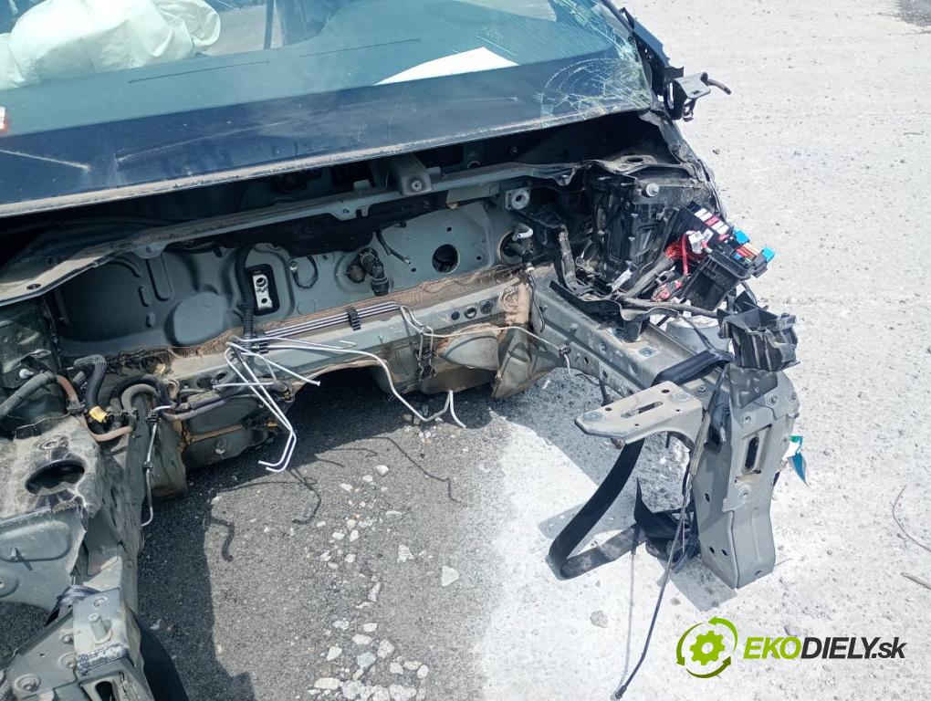 RENAULT CAPTUR I liftback 2017 81 kW 1.5 dCi 110 1461 karoséria ČTVRŤÁK: Blatník prah strecha PODŁUŻNICA