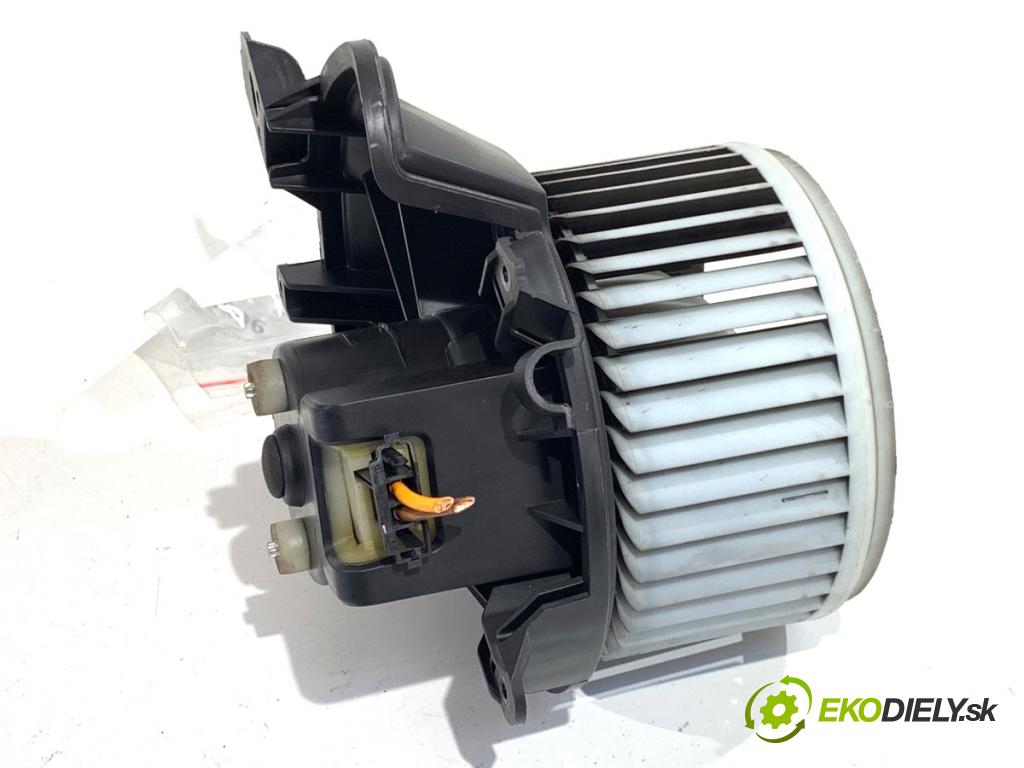 OPEL CORSA E liftback 2017 66 kW 1.4 (08, 68) 1398 ventilátor kúrenia 13335075