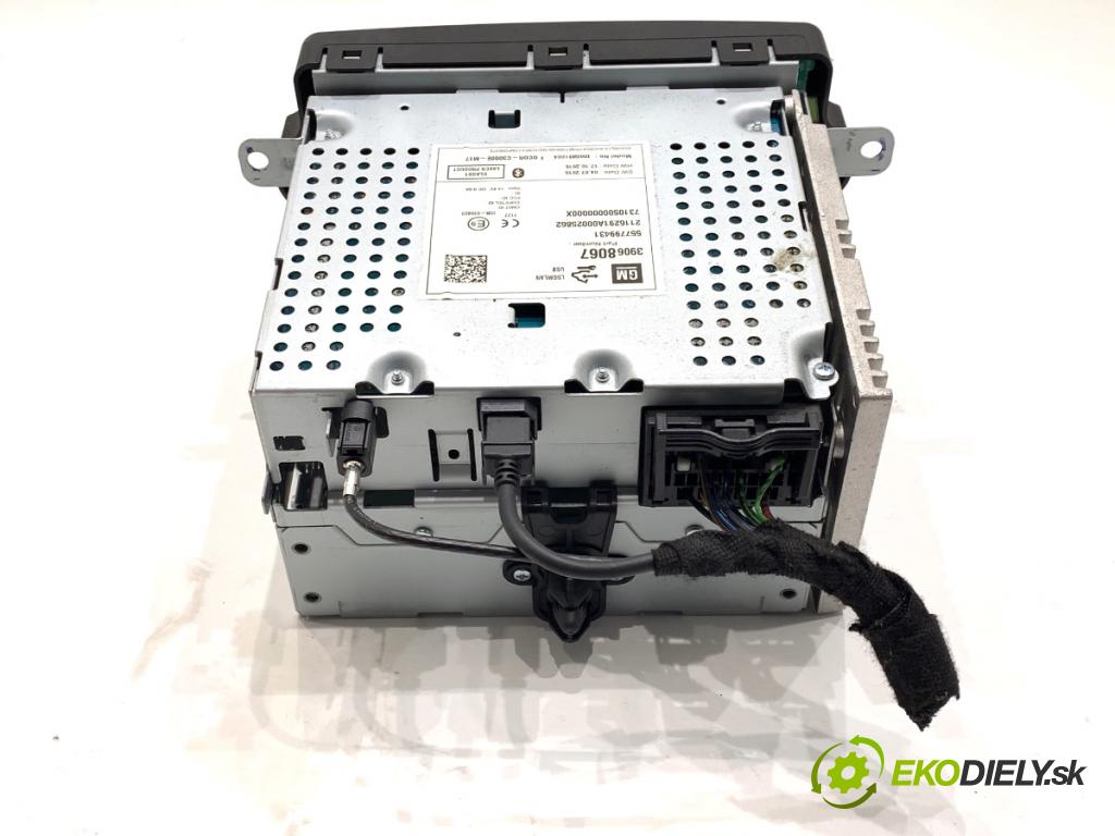 OPEL CORSA E liftback 2017 66 kW 1.4 (08, 68) 1398 RADIO 39068067 (Audio zariadenie)