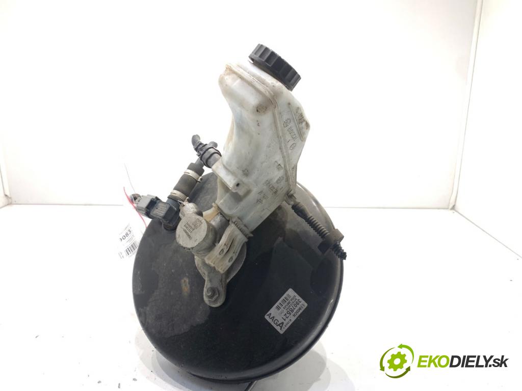 OPEL CORSA E liftback 2017 66 kW 1.4 (08, 68) 1398 Posilovač bŕzd 39078521