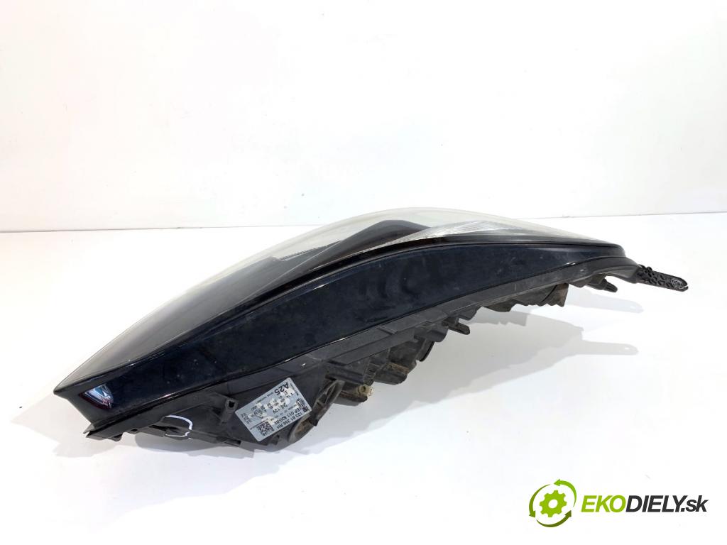 OPEL CORSA E liftback 2017 66 kW 1.4 (08, 68) 1398 Svetlomet pravy predný 13381336
