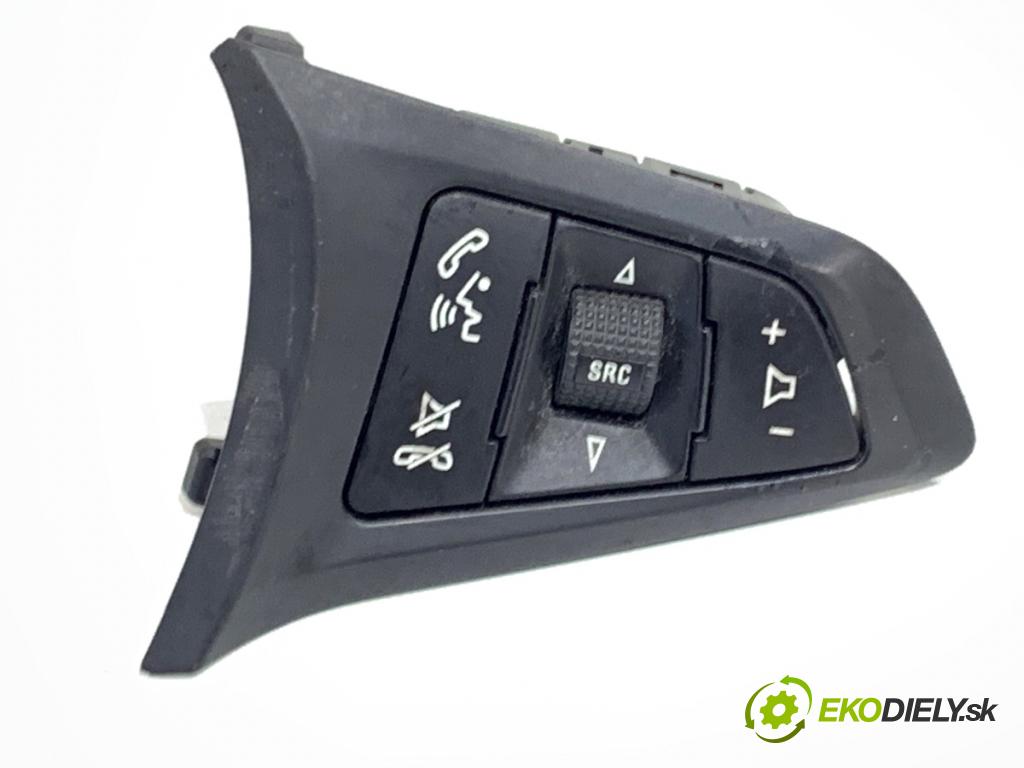 OPEL CORSA E liftback 2017 66 kW 1.4 (08, 68) 1398 SPÍNAČE: volantu 13439133