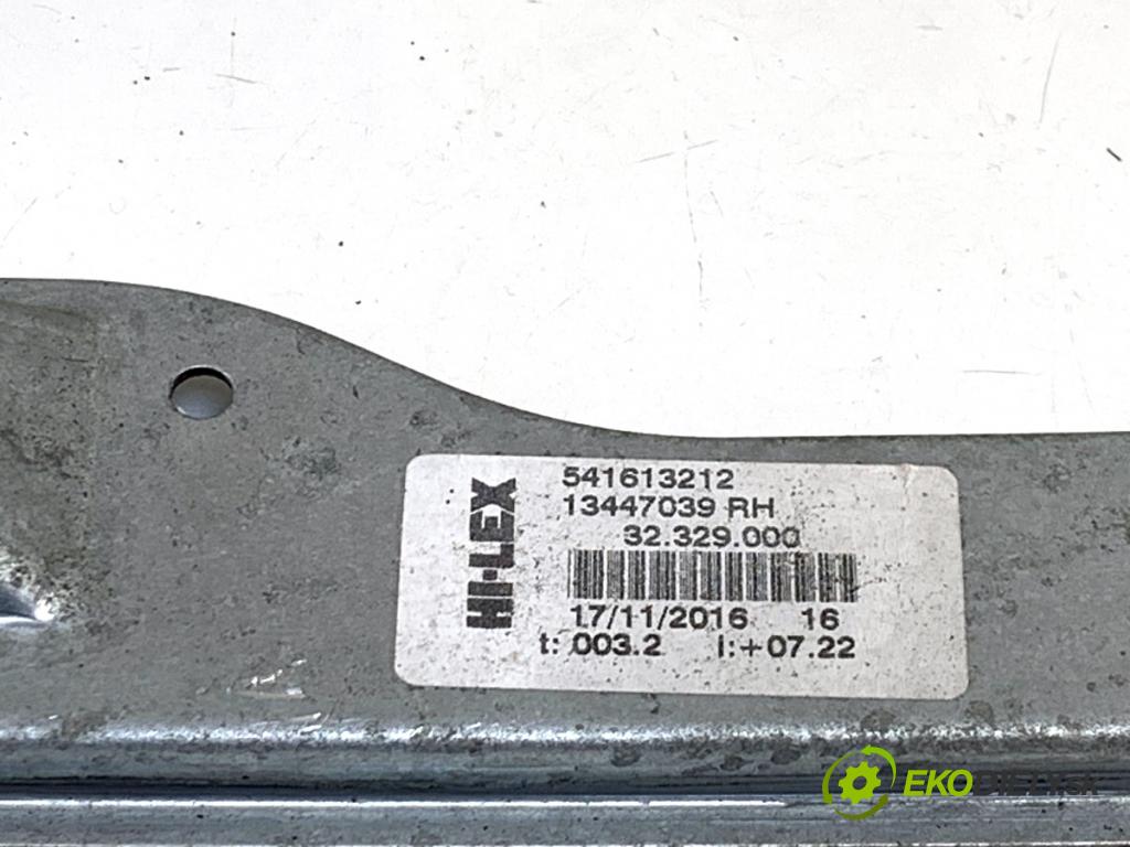 OPEL CORSA E liftback 2017 66 kW 1.4 (08, 68) 1398 mechanismus okna pravý přední část 13447039