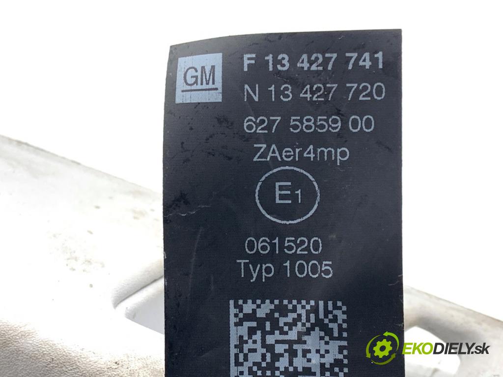 OPEL CORSA E liftback 2017 66 kW 1.4 (08, 68) 1398 Držiak BEZPEČNOSŤ pravy predný 13427741