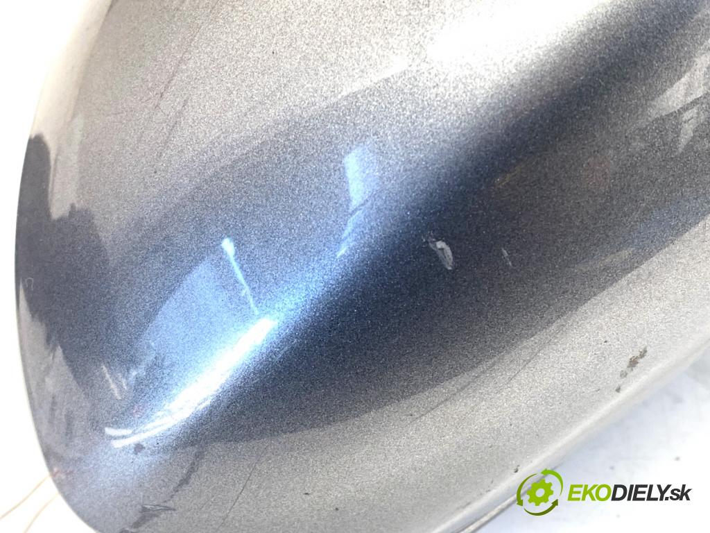 OPEL CORSA E liftback 2017 66 kW 1.4 (08, 68) 1398 Spätné zrkadlo pravy Z10B