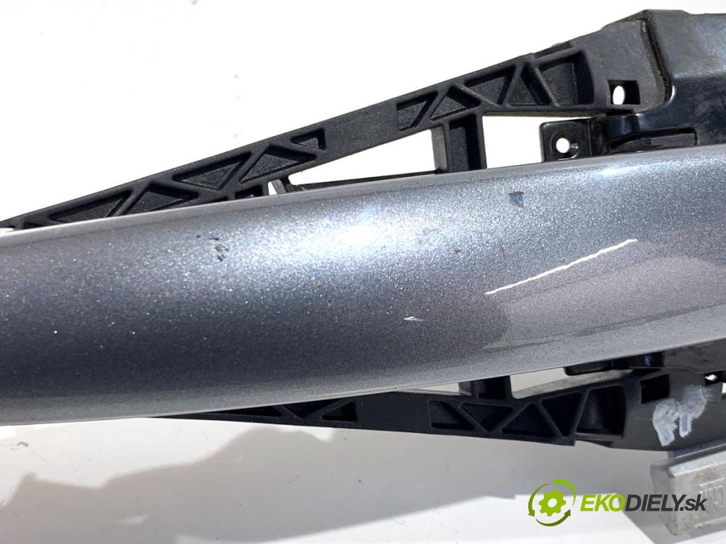 OPEL CORSA E liftback 2017 66 kW 1.4 (08, 68) 1398 Kľučka vonkajšia pravy predný