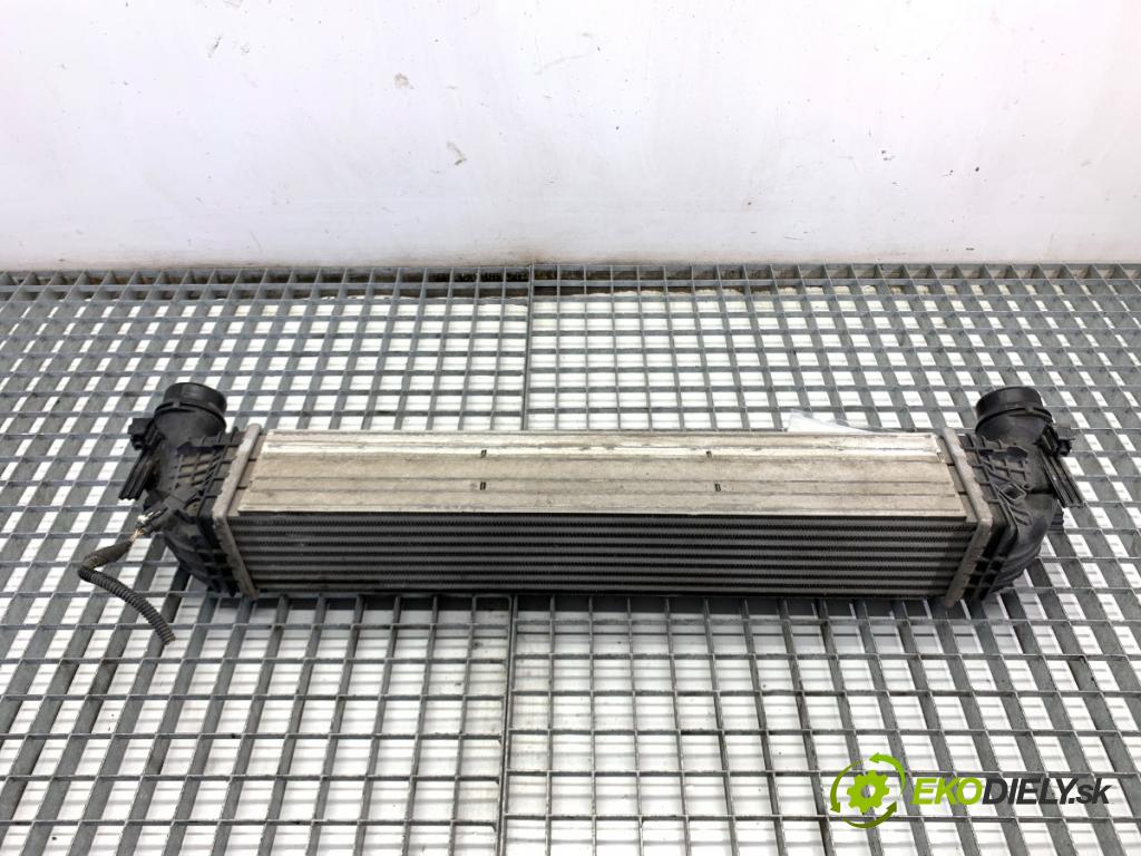 OPEL ASTRA K liftback 2021 96 kW 1.2 Turbo (68) 1199 intercooler 39146904 (Intercooler (chladič nasávaného vzduchu))
