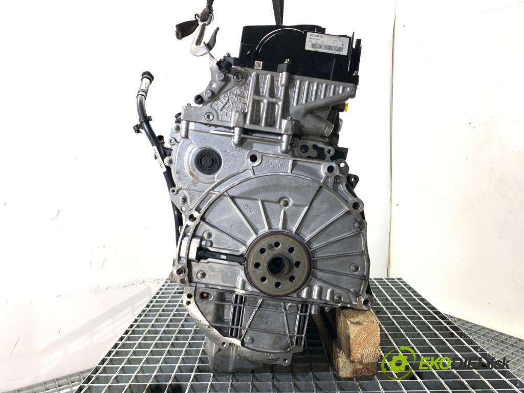 BMW F30 sedan 2015 110 kW 318 d 1995 Motor B47D20A (Motor)