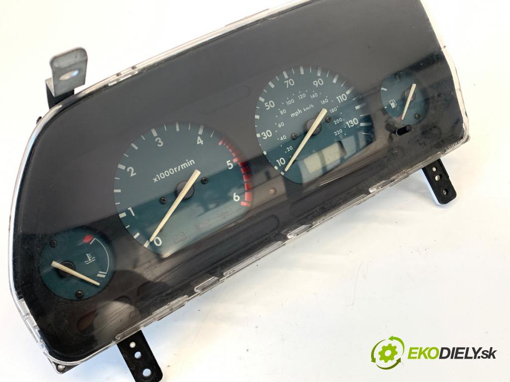 LAND ROVER FREELANDER I samochód terenowy zamknięty 2000 80 kW 2.0 Td4 4x4 1951 Prístrojovka 52010468C (Prístrojová doska)