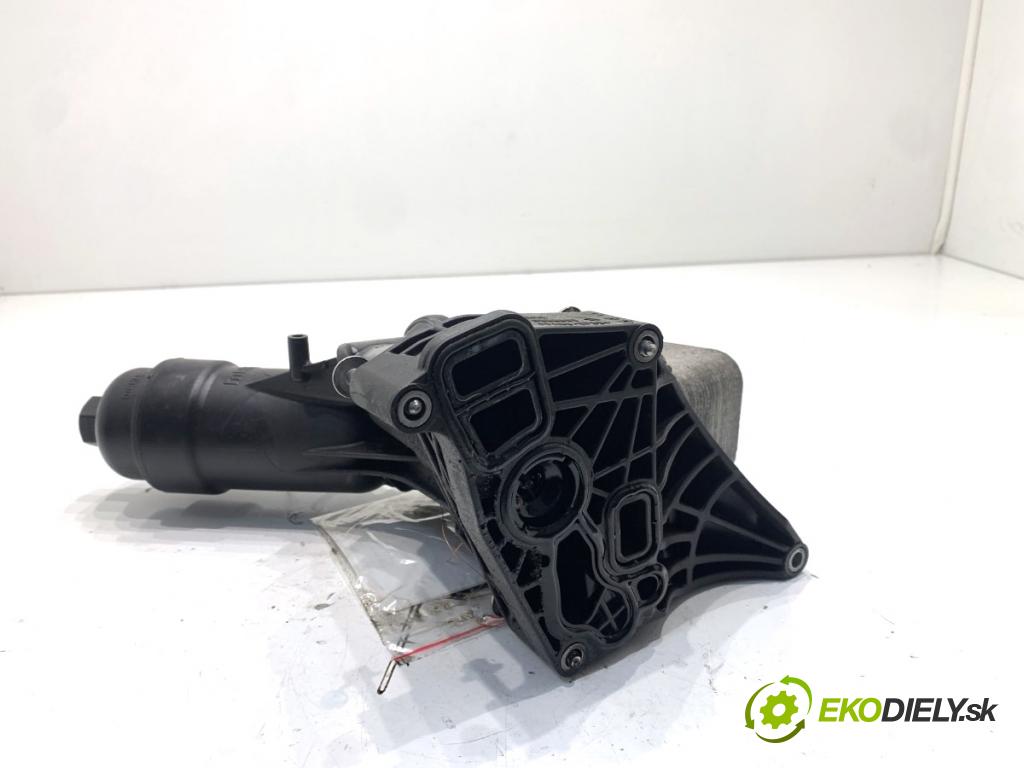 BMW F30 sedan 2015 110 kW 318 d 1995 Obal filtra oleja 7056866 (Obal olejového filtra)