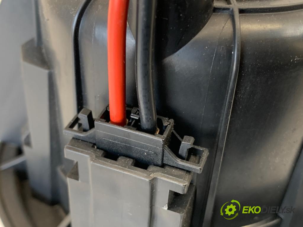 CITROEN C3 II liftback 2017 81 kW 1.2 THP 110 1199 ventilátor kúrenia T4054002