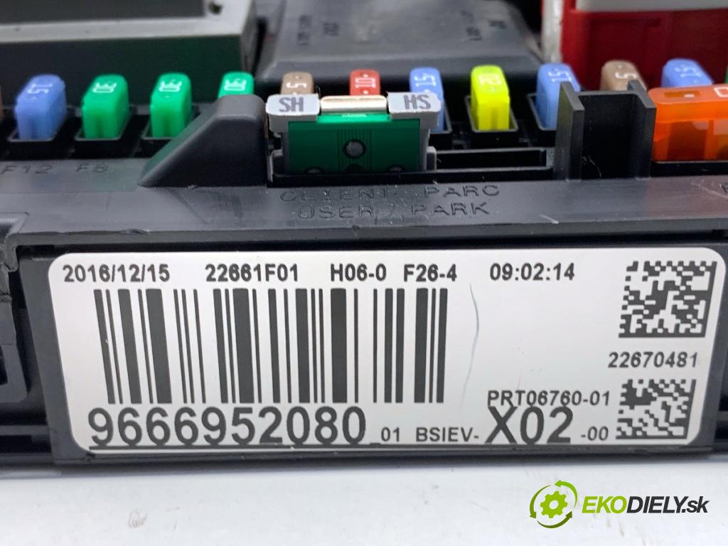 CITROEN C3 II liftback 2017 81 kW 1.2 THP 110 1199 Modul BSI 9666952080 (Poistková skrinka)