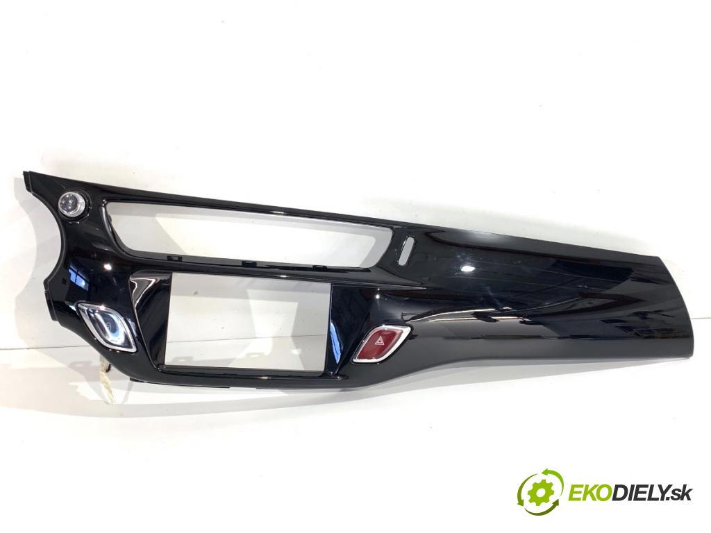 CITROEN C3 II liftback 2017 81 kW 1.2 THP 110 1199 lišty kryt 96870055 9811134077 (Lišta)