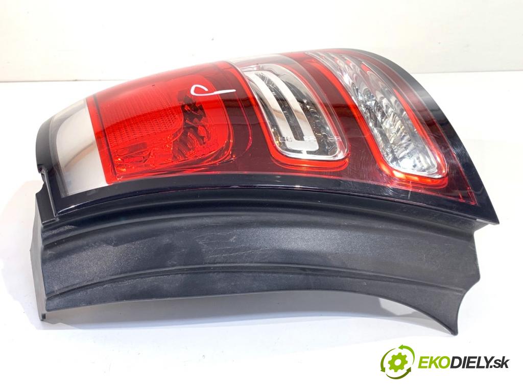 CITROEN C3 II liftback 2017 81 kW 1.2 THP 110 1199 Svetlo pravy zad 9803928480