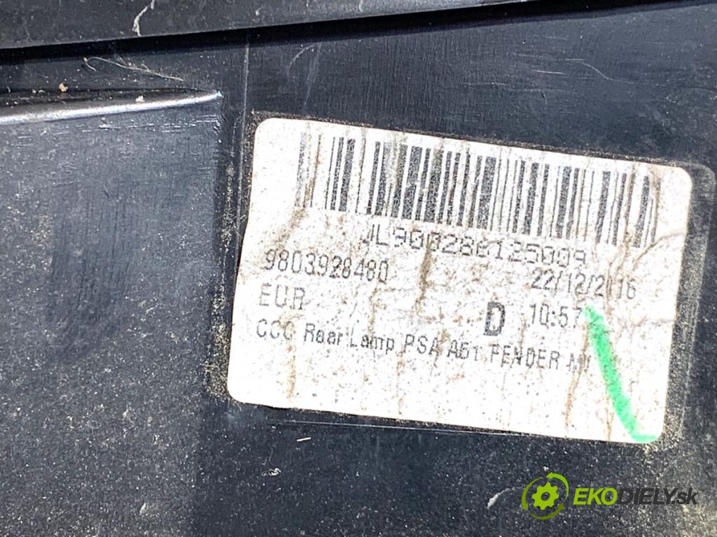CITROEN C3 II liftback 2017 81 kW 1.2 THP 110 1199 světlo pravý zadní část 9803928480