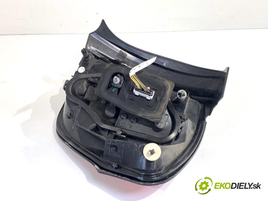 CITROEN C3 II liftback 2017 81 kW 1.2 THP 110 1199 Svetlo ľavy zad 9803928880