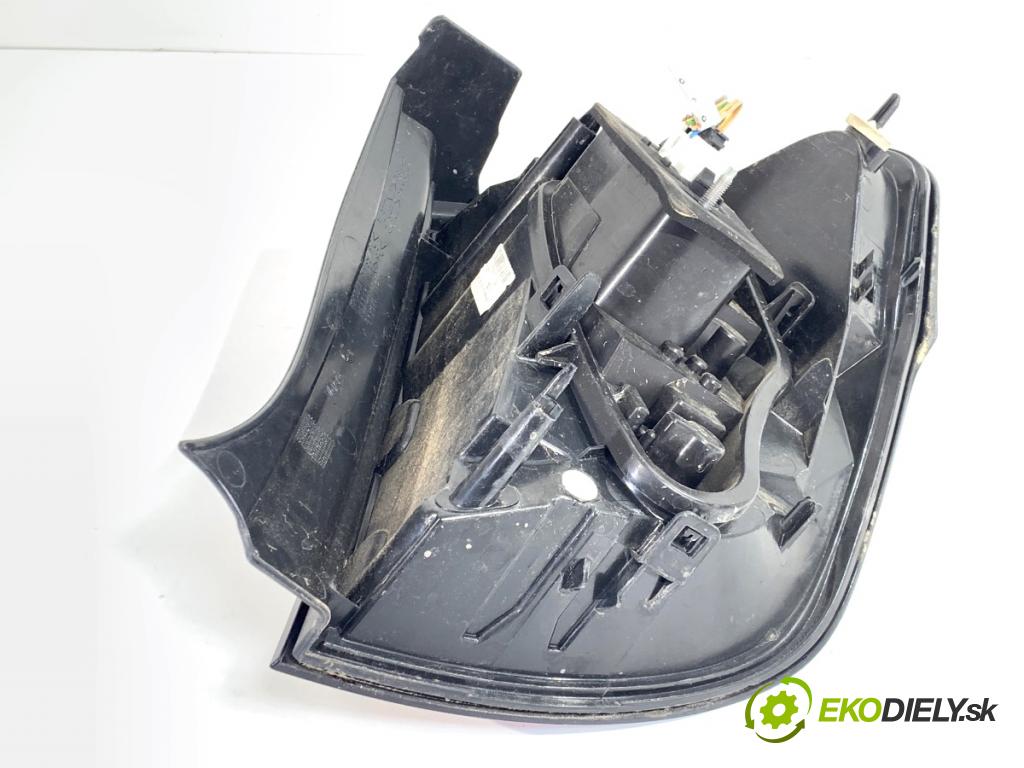 CITROEN C3 II liftback 2017 81 kW 1.2 THP 110 1199 Svetlo ľavy zad 9803928880